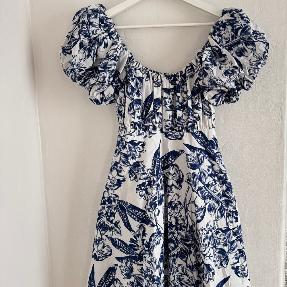 Abercrombie & Fitch Blue Floral Top